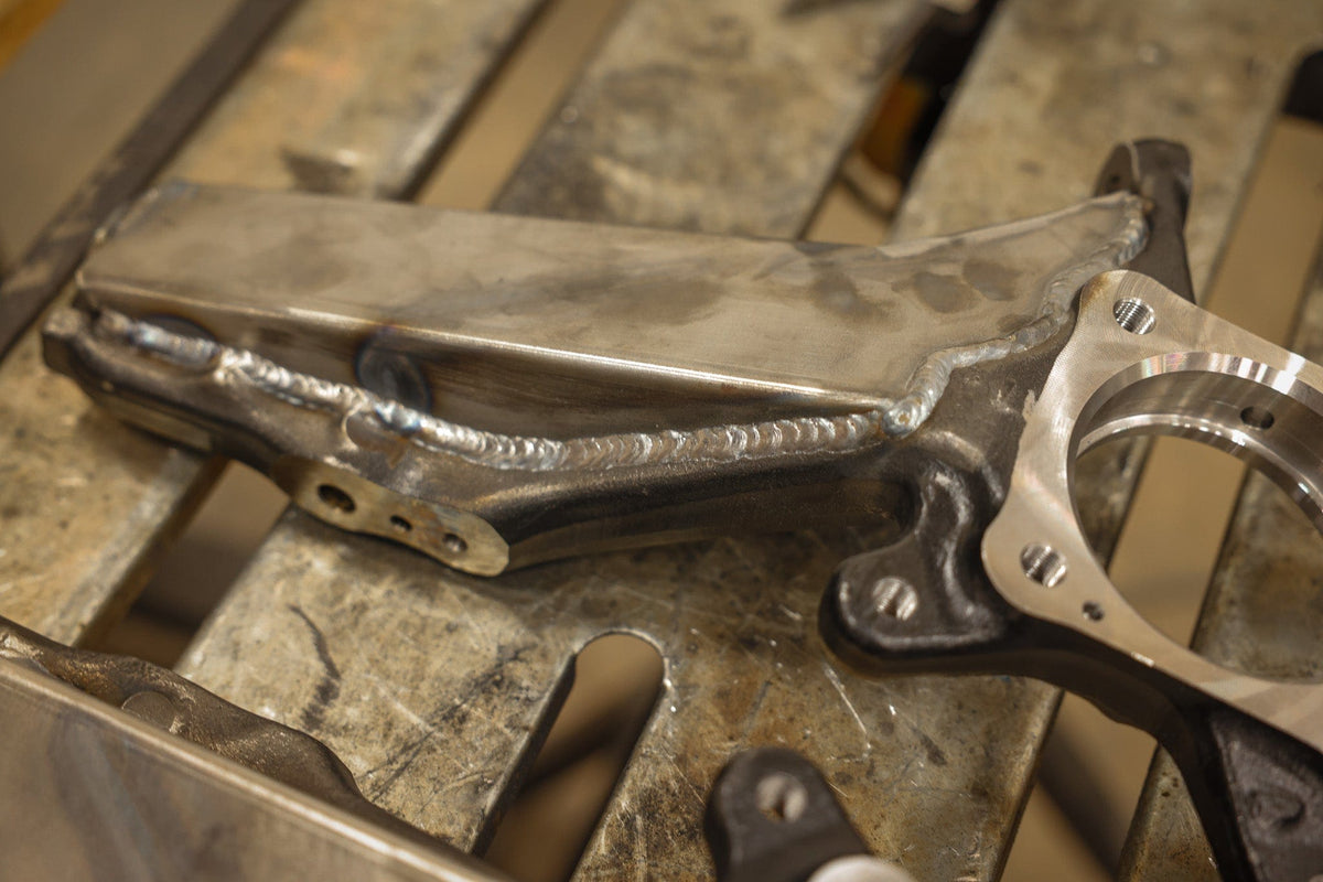 Gusseted Spindles - Lexus GX470 (2003-2009)