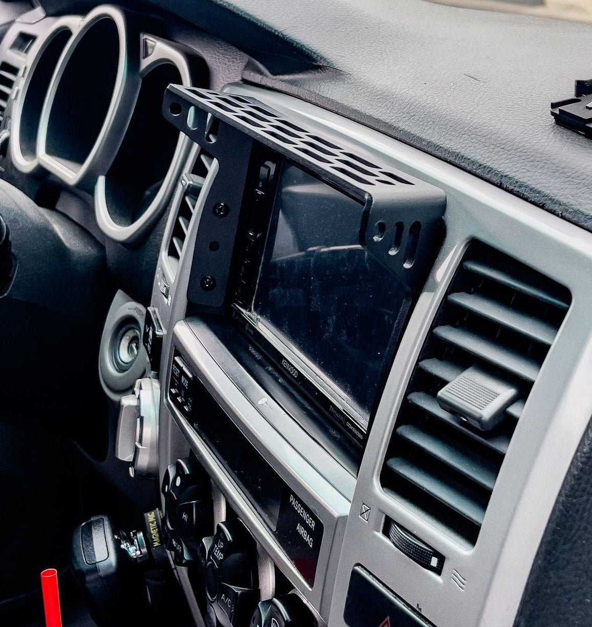 4th Gen 4Runner (03 - 09) Center Console Modular Accessory Dash Mount (MAM)