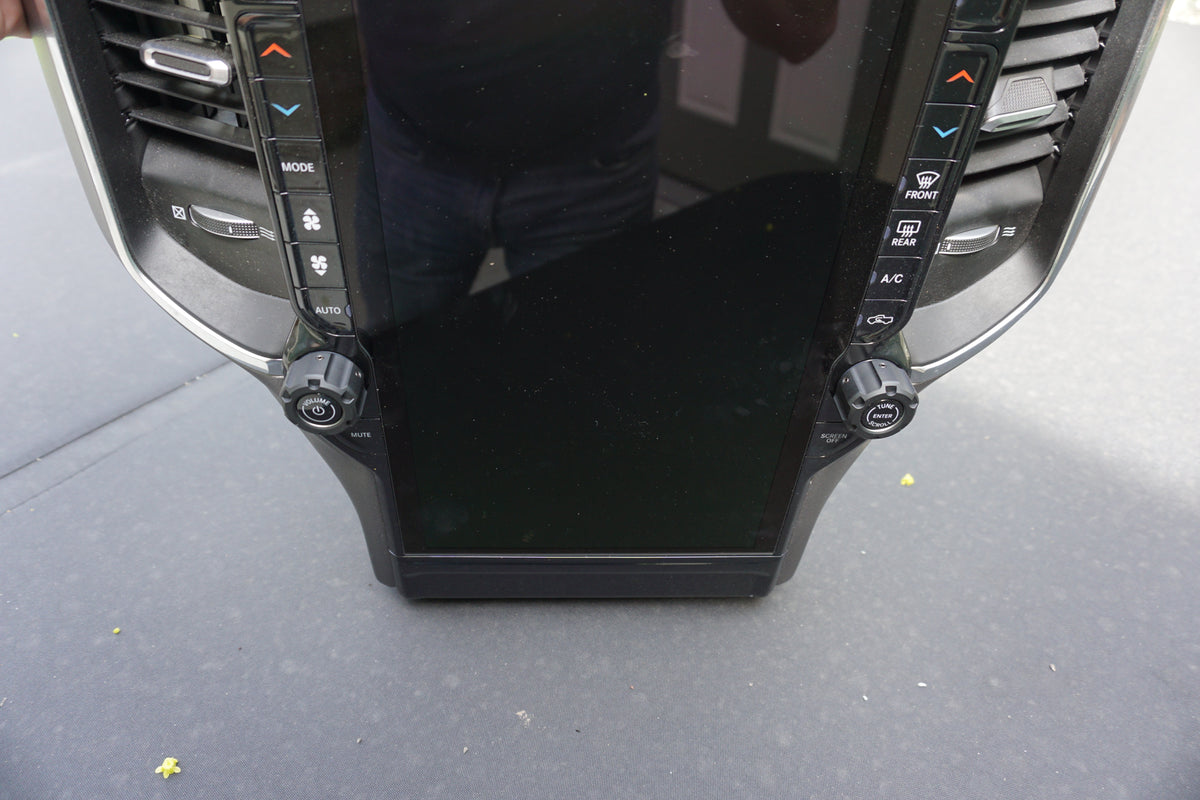 Radio Knobs - 2025+ RAM 14.5" Screen - BLACK